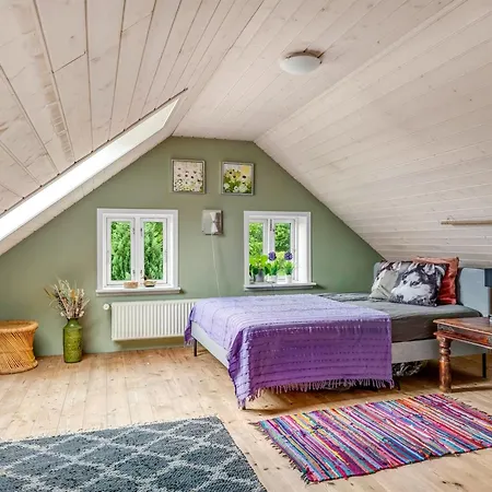 Elza - 2-5km From The Sea By Interhome